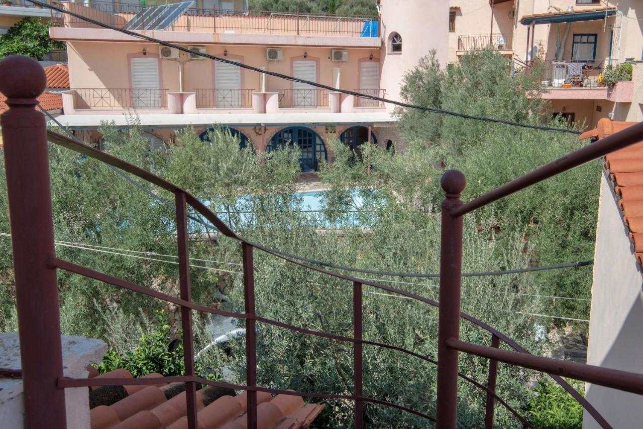 Kleoni Club Apartments Tolo Exterior photo