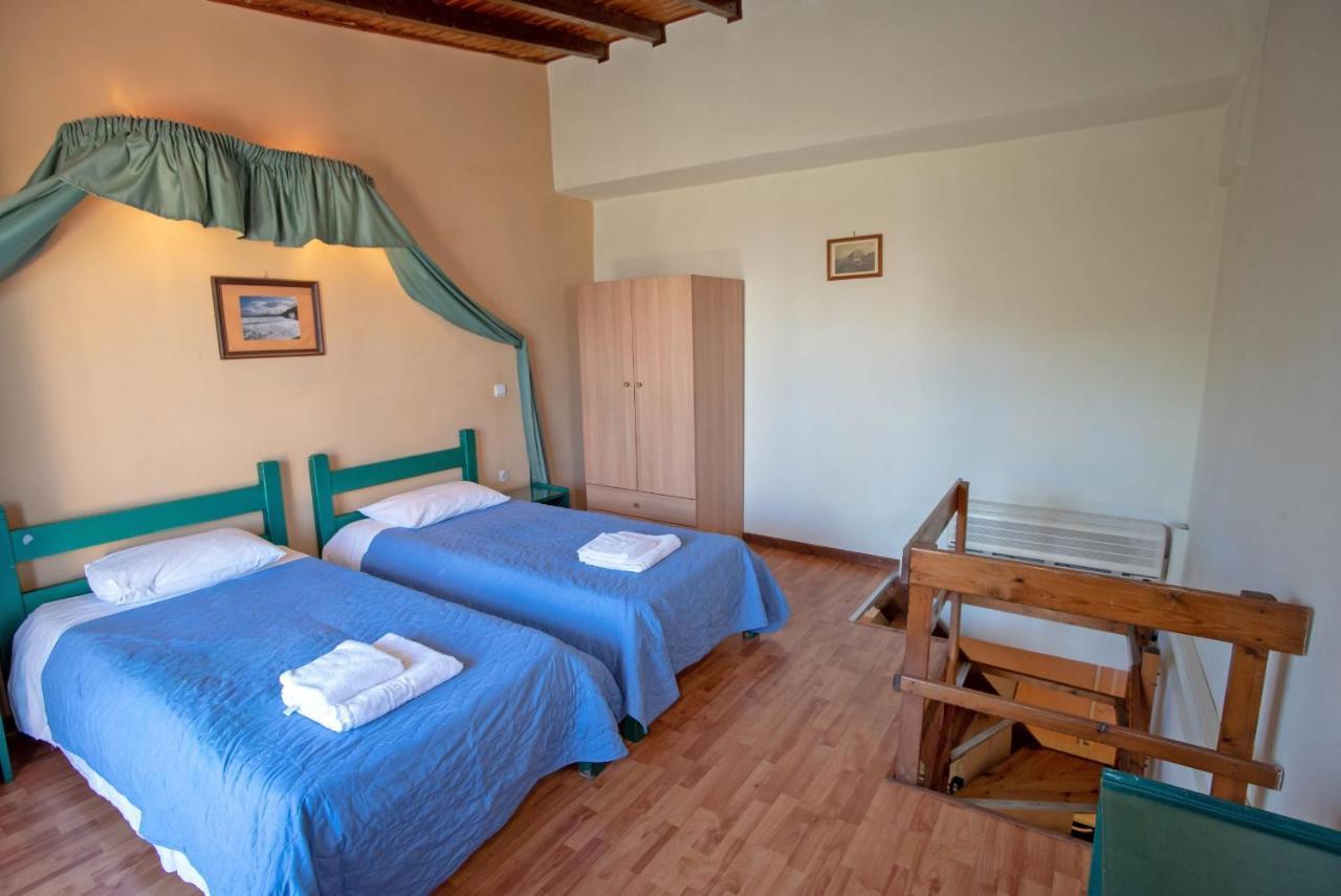 Kleoni Club Apartments Tolo Exterior photo
